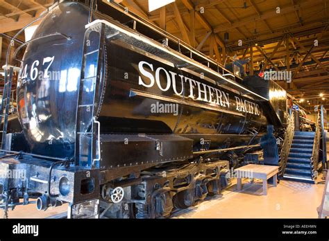 Southern Pacific Railroad No 2467 at the California Railroad Museum ...