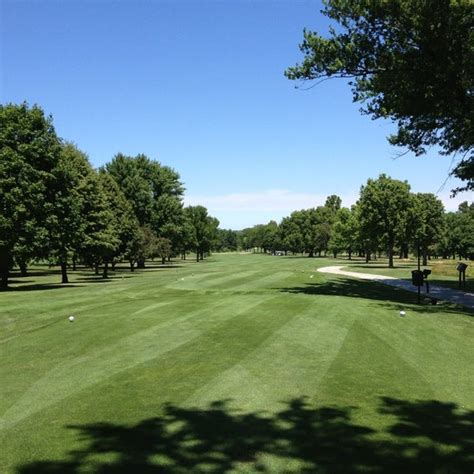 Hillcrest Country Club - Golf Course in Lincoln