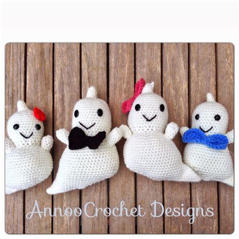 Crochet Friendly Ghost Family