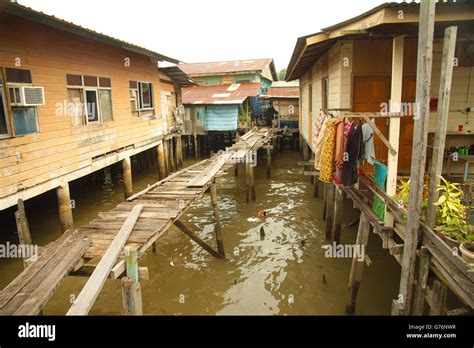 Brunei's water village called Kampong Ayer in Bandar Seri Begawan Stock ...