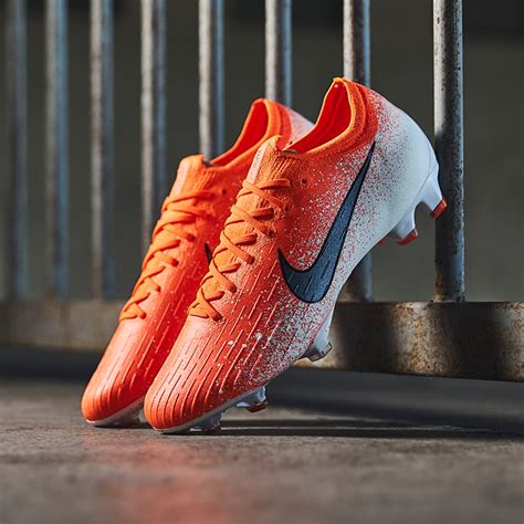 Nike Mercurial Vapor XII Elite FG - Hyper Crimson/Black/White - Firm Ground - Mens Boots | Pro ...