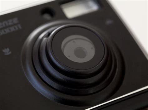 A Digital Camera Born for Tilt-Shift Photography | Gadgetsin