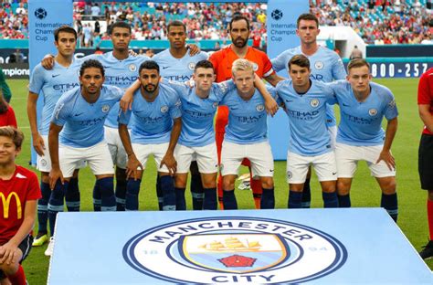 How will Manchester City line up against Arsenal at the Emirates?