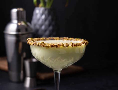 Pistachio Martini - Foods Guy