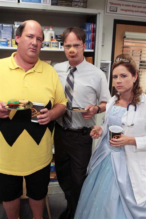 17 Funny ‘The Office’ Halloween Costumes for 2019 | InStyle