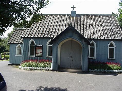 Chapel, Silverdale Cemetery © Malcolm Street cc-by-sa/2.0 :: Geograph ...