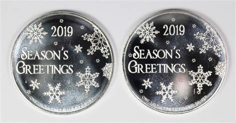 (2) DIFFERENT 2019 CHRISTMAS SILVER ROUNDS - R Howard Collectibles