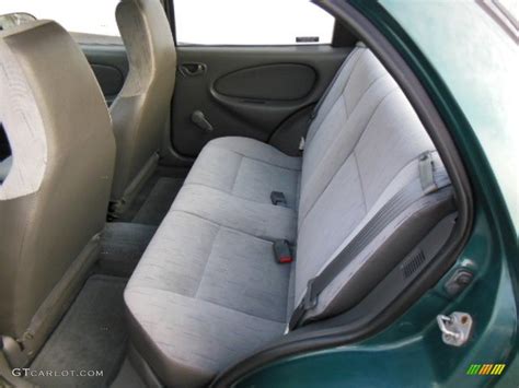 1996 Geo Metro Sedan Rear Seat Photo #76292426 | GTCarLot.com