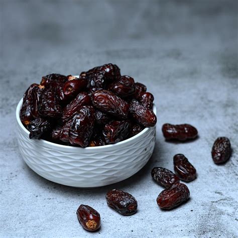 Black Dates – Royal Dry Fruits