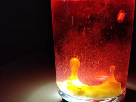 How to make lava lamp without alka seltzer - Curious and Geeks