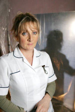 Photo de Lesley Sharp - Afterlife : Photo Lesley Sharp - AlloCiné