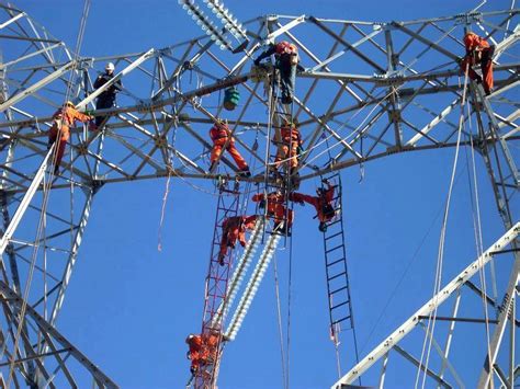 Transmission Line Construction - Electrical Engineering Updates