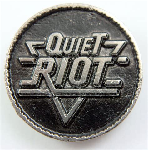 Quiet Riot 'Logo' Cast Metal Badge | ubicaciondepersonas.cdmx.gob.mx