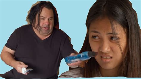 No neck Ed tells Rose her breath stinks and gives her mouthwash - YouTube