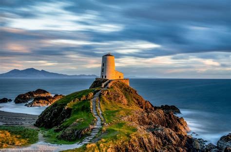 Tŵr Mawr Lighthouse, Llanddwyn on Anglesey - Lee Mansfield Photography