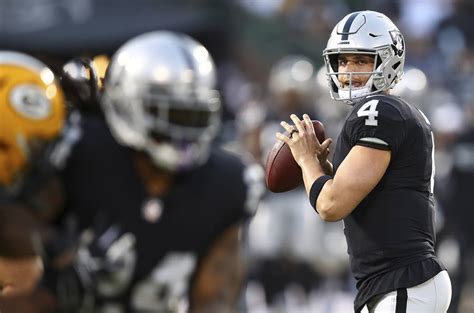 Raiders’ Derek Carr finds work elsewhere in lax preseason | Las Vegas Review-Journal