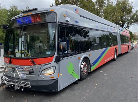 Metro’s first 60-foot electric buses hit the street | WMATA