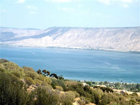 Sea of Galilee beaches and sites - from Tiberias to the Kinneret