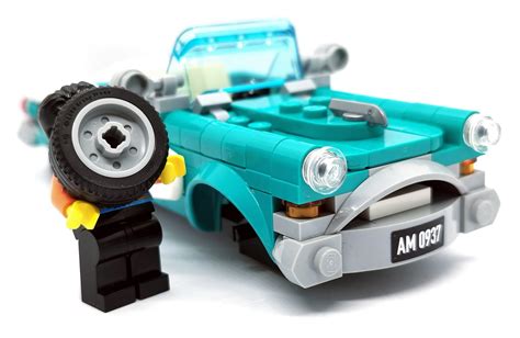 LEGO Ideas Vintage Car 40448 Review! | The Brick Post!