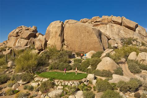 The Boulders Resort & Spa offers 5 star luxury suites in upscale Scottsdale