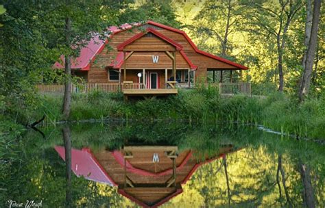 Kentucky Luxury Cabin in the Woods Is Perfect Place To Rough It