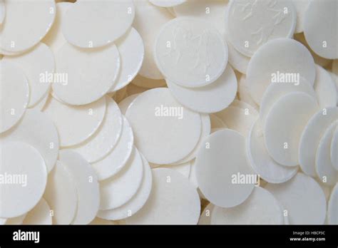 Communion wafers hi-res stock photography and images - Alamy