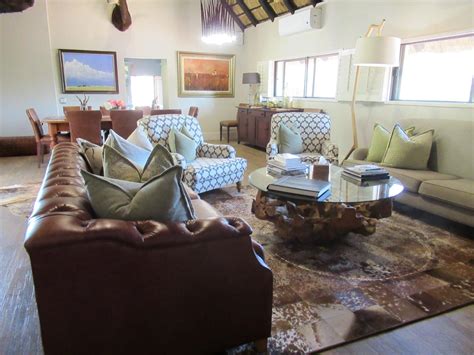 Molapo Safari Lodge | Budget Accommodation Deals and Offers Book Now!