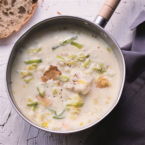 Smoked haddock chowder | easyFood