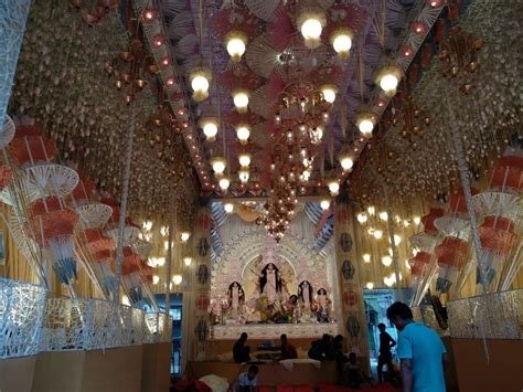 Here are 5 unique Durga Puja pandals in Kolkata you can’t miss out on ...