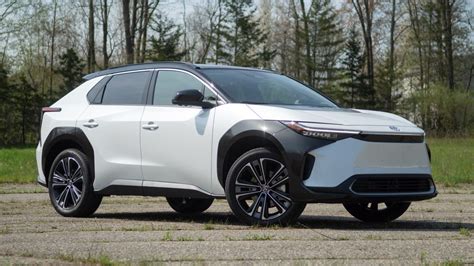 2023 Toyota BZ4X Review: Bad Name, Decent EV - CNET