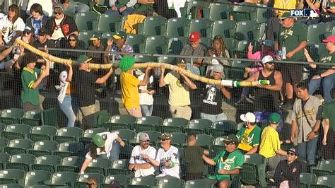 A's fans create epic beer snake during game against Red Sox | RSN