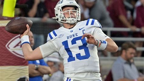 Duke quarterback Riley Leonard enters transfer portal - ESPN