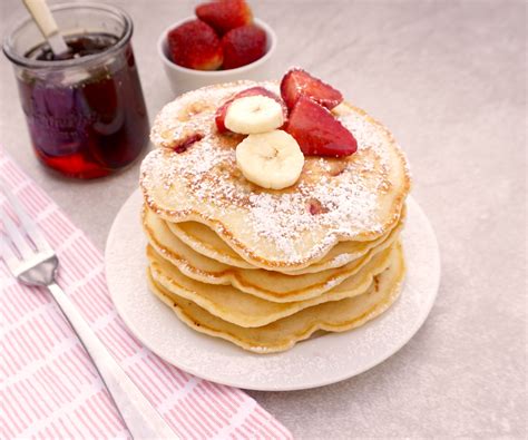 Easy and Fresh Strawberry Banana Pancakes Recipe