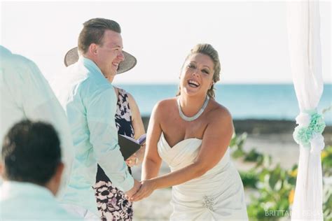 GRAND CAYMAN WEDDING : WHARF SEVEN MILE BEACH WEDDING PHOTOS // miranda + chris - Brittany Bekas ...