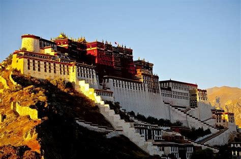 Top 5 Must-Visit Monasteries in Lhasa