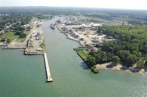 USCG Fairport Landmark in Fairport Harbor/ Grand River, OH, United States - landmark Reviews ...