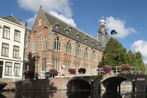 International Studies - Leiden University