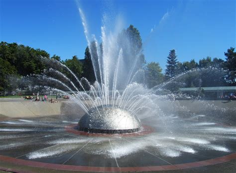 Seattle Center - The International Fountain | The Seattle Ce… | Flickr