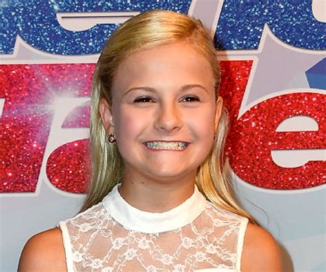 Darci Lynne - Facts, Bio, Age, Personal life | Famous Birthdays