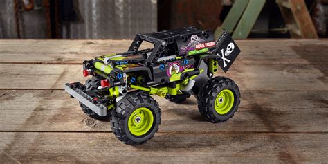 LEGO Technic Monster Jam: Grave Digger and Max-D debut - 9to5Toys