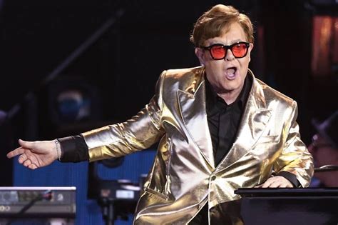 'Emotional' Elton John closes out Glastonbury festival – Filipino News