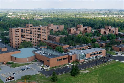 RIT expands guest policy for on-campus students | RIT