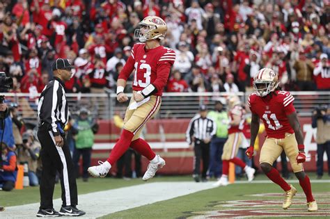 Purdy Outshines Brady in 1st Start as 49ers Beat Bucs 35-7 - Bloomberg