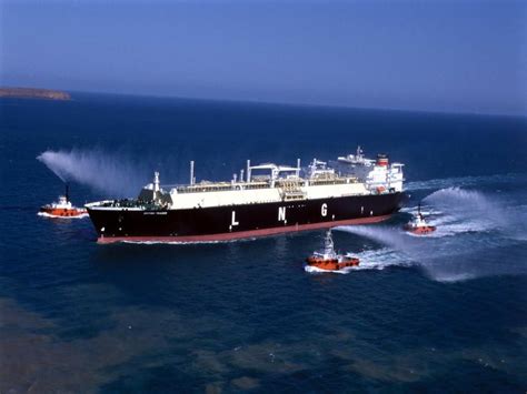 LNG Carrier (Photo courtesy of BP) Figure 3-LNG Carrier in heavy... | Download Scientific Diagram