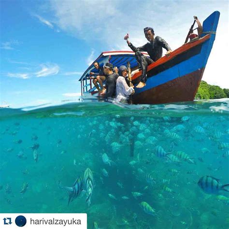 Melihat Ikan dan Karang Cantik di Spot Snorkeling Belitung