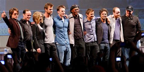 File:The Avengers Cast 2010 Comic-Con cropped.jpg - Wikipedia