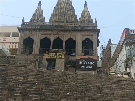 Assi Ghat Ancient Beautiful Temple Image - Varanasi Best Images Free ...