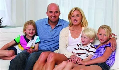 Matt Hasselbeck - Bio, Age, Net Worth, Married, Nationality, Facts