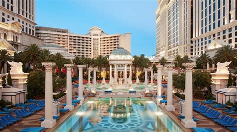 Caesars Palace Las Vegas Neptune Pool Best Hotels In Vegas, Las Vegas ...