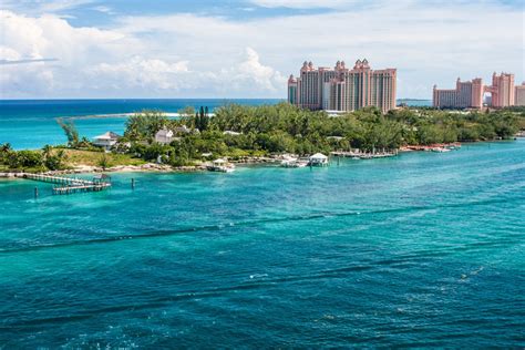 Scuba diving in Nassau New Providence | ZuBlu